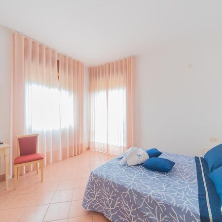 Hotel America Marina di Camerota Εξωτερικό φωτογραφία