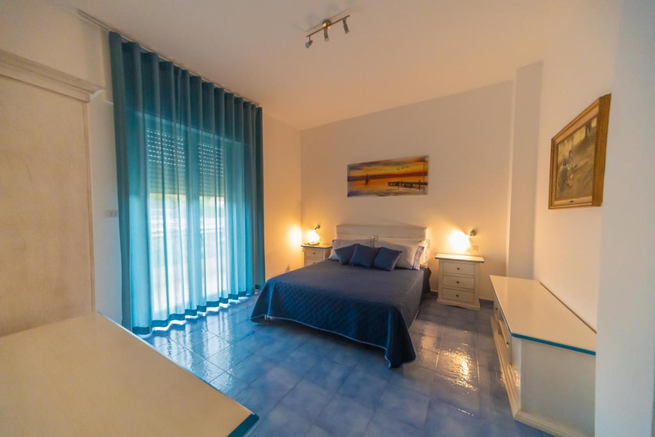 Hotel America Marina di Camerota Εξωτερικό φωτογραφία