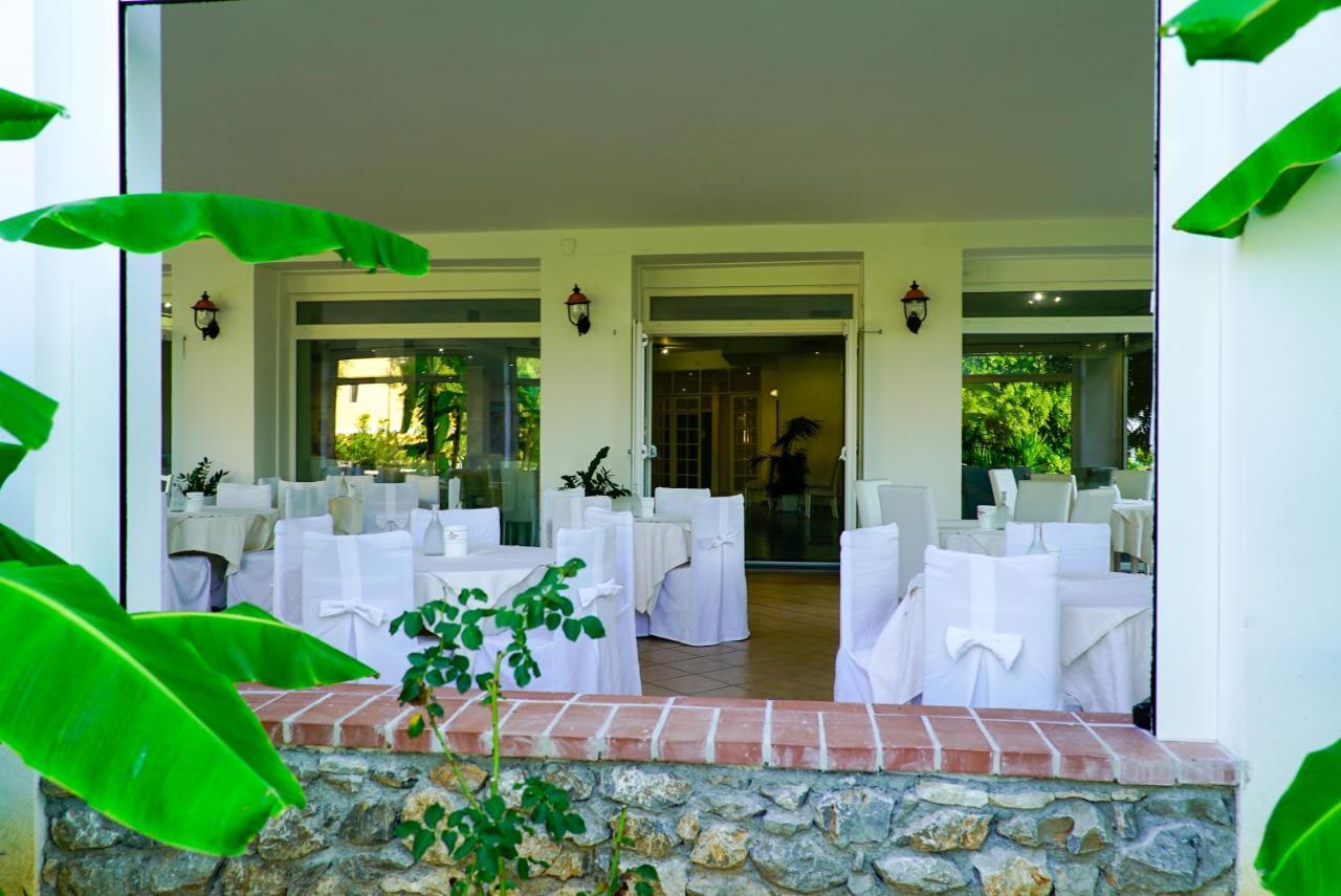 Hotel America Marina di Camerota Εξωτερικό φωτογραφία