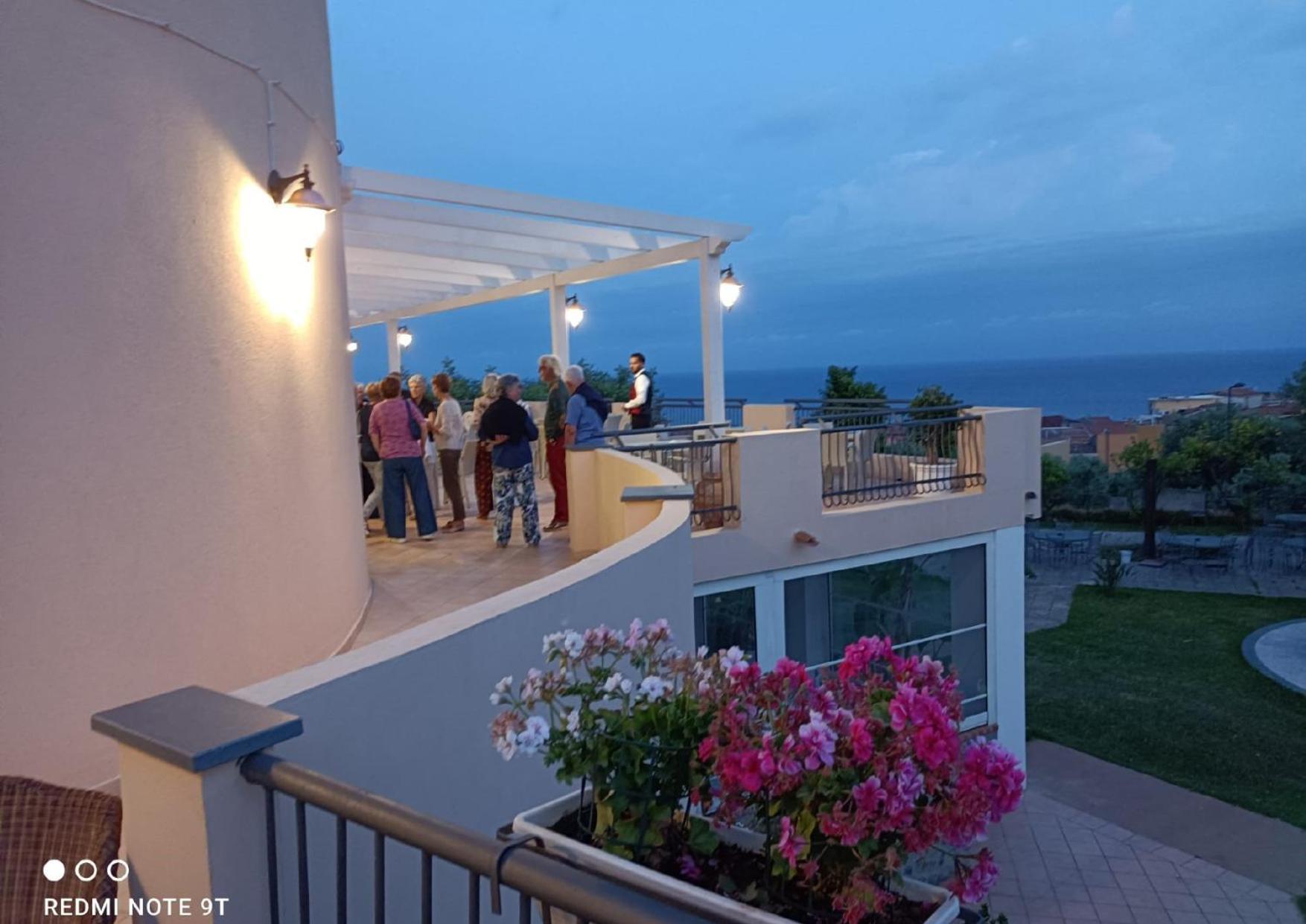 Hotel America Marina di Camerota Εξωτερικό φωτογραφία