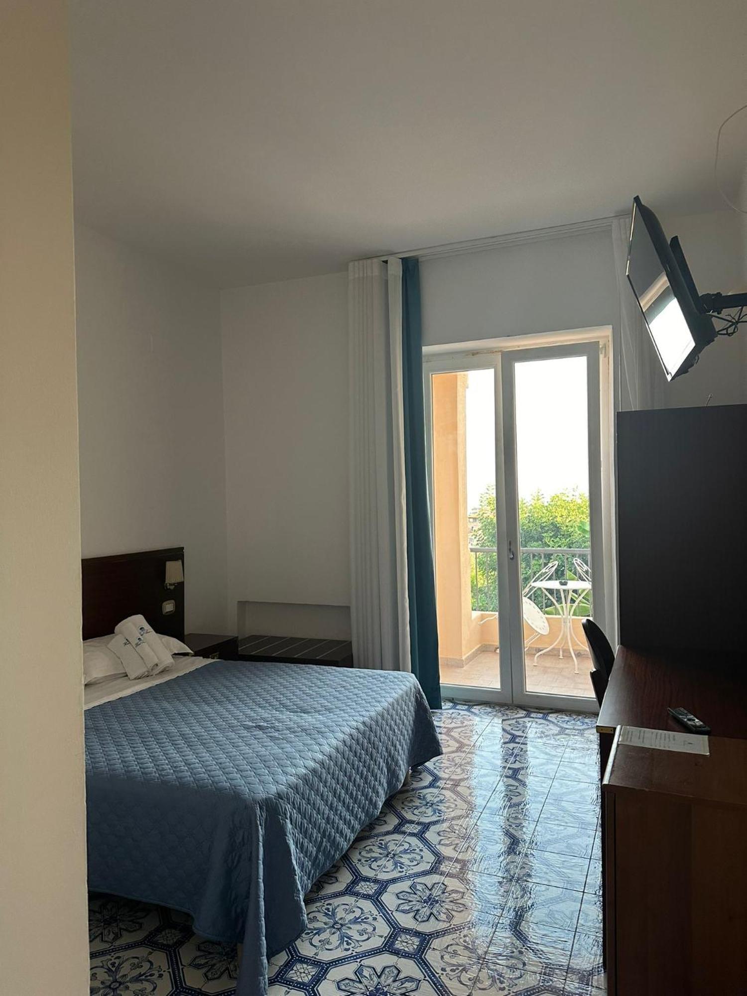 Hotel America Marina di Camerota Εξωτερικό φωτογραφία