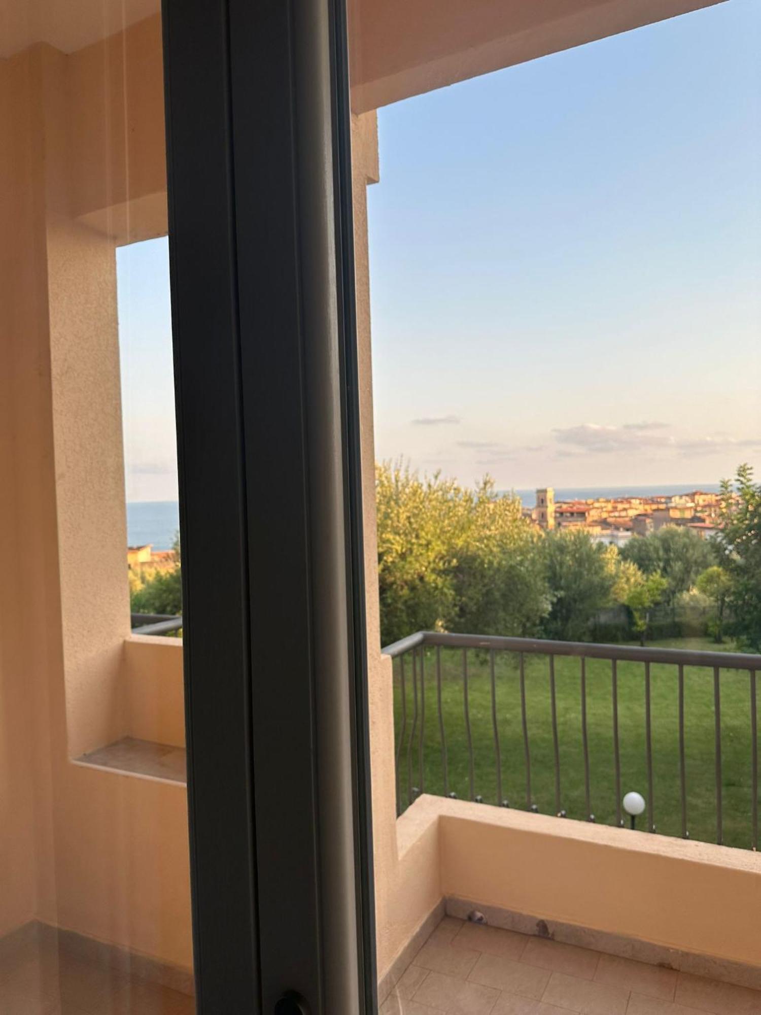 Hotel America Marina di Camerota Εξωτερικό φωτογραφία