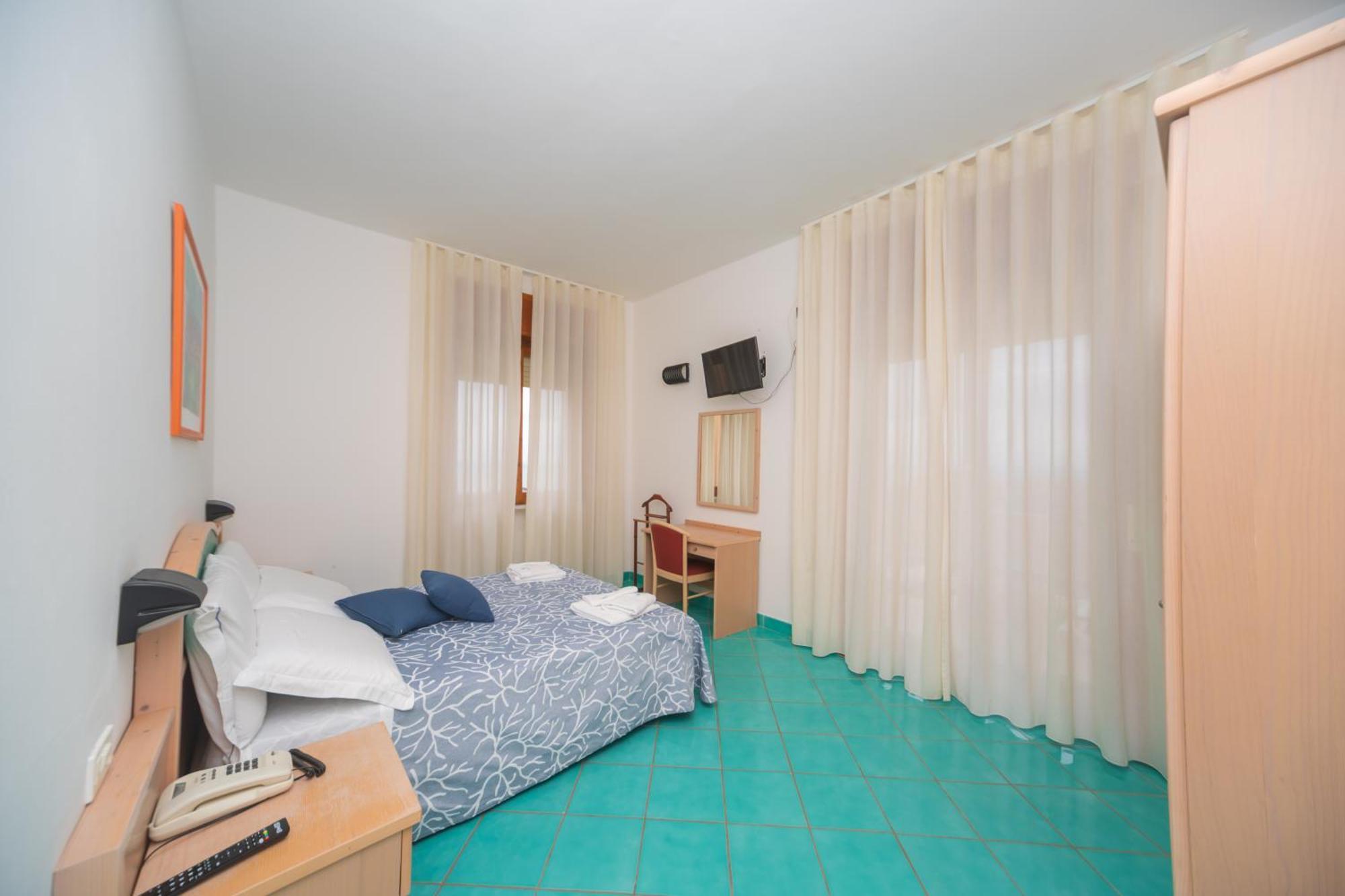 Hotel America Marina di Camerota Εξωτερικό φωτογραφία