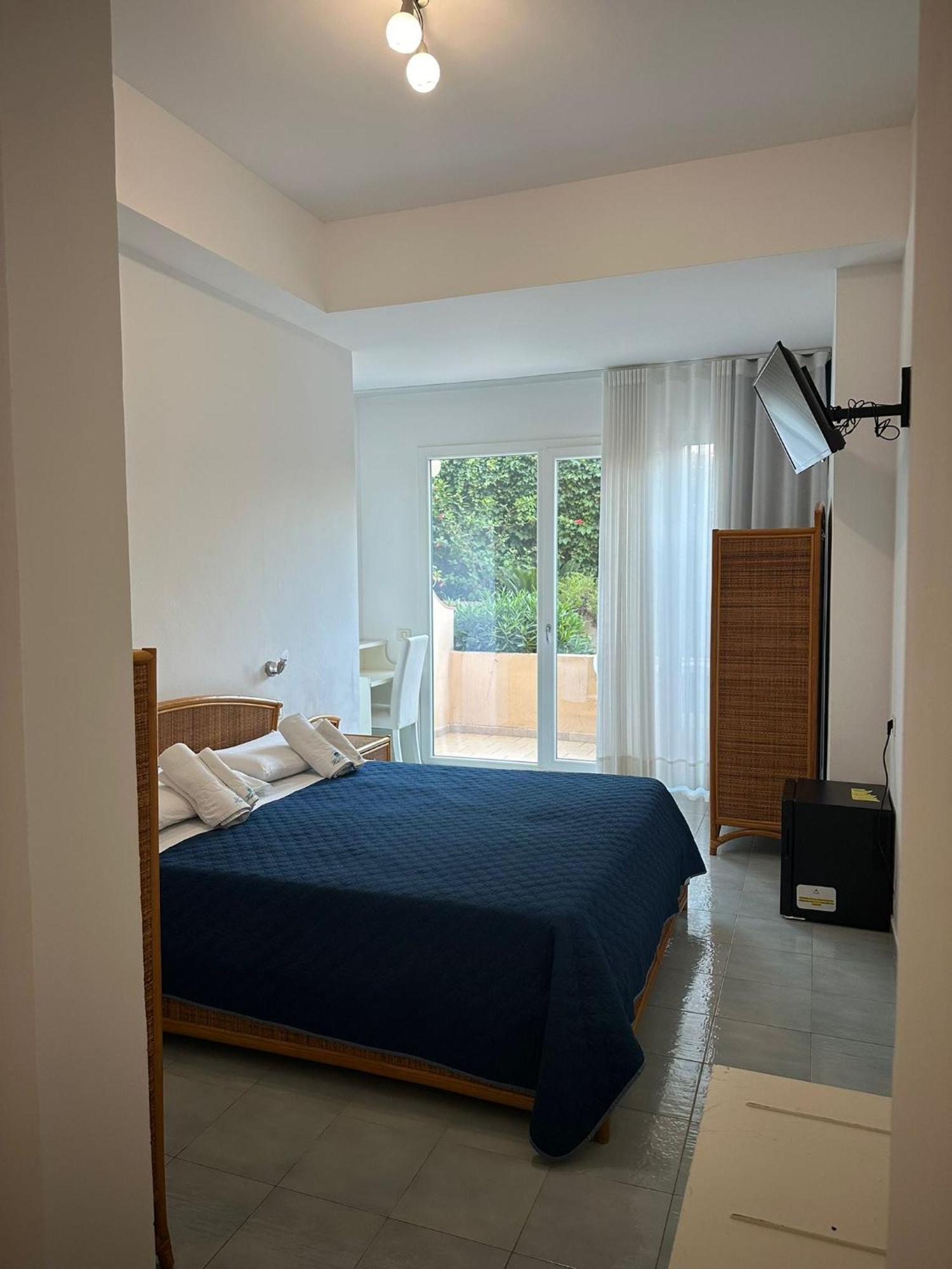 Hotel America Marina di Camerota Εξωτερικό φωτογραφία
