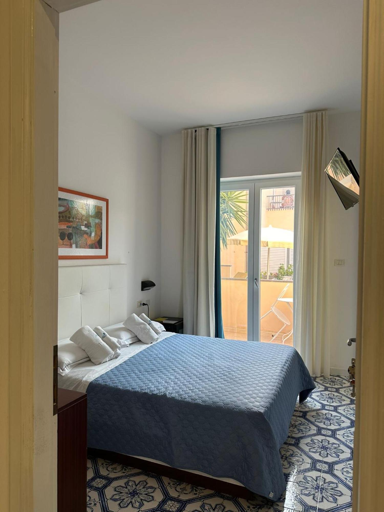 Hotel America Marina di Camerota Εξωτερικό φωτογραφία