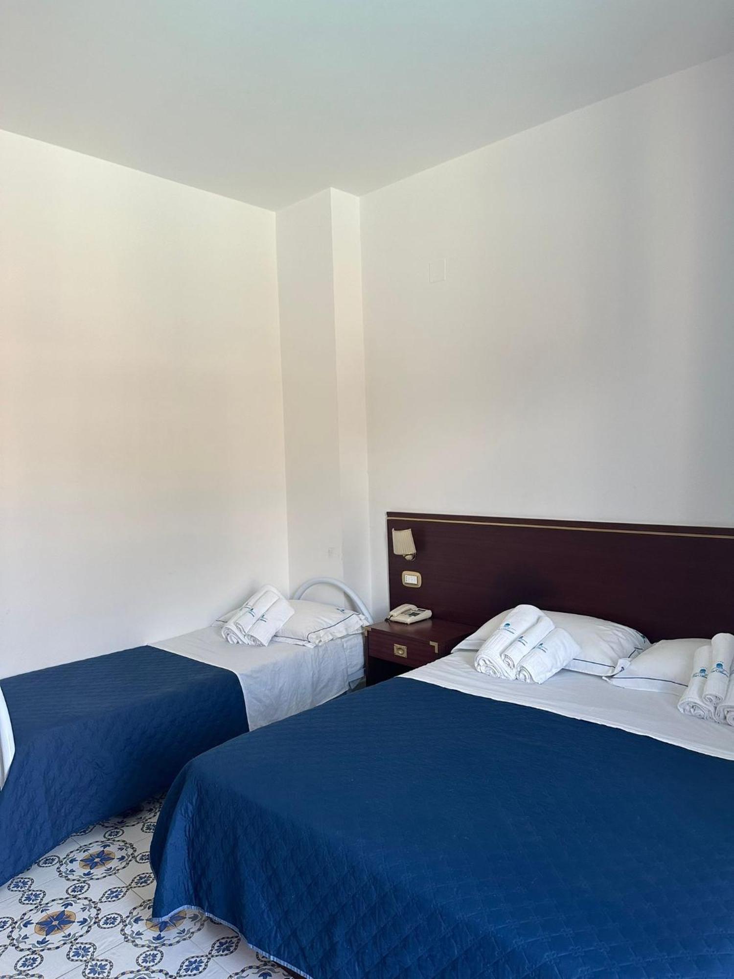 Hotel America Marina di Camerota Εξωτερικό φωτογραφία